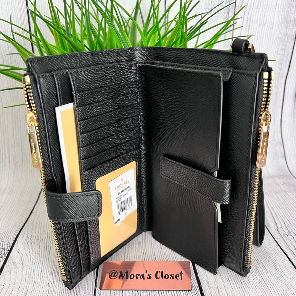 Michael Kors Double Zip Wristlet Wallet - Picture 8 of 9